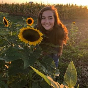 Meet your Posher, Emma